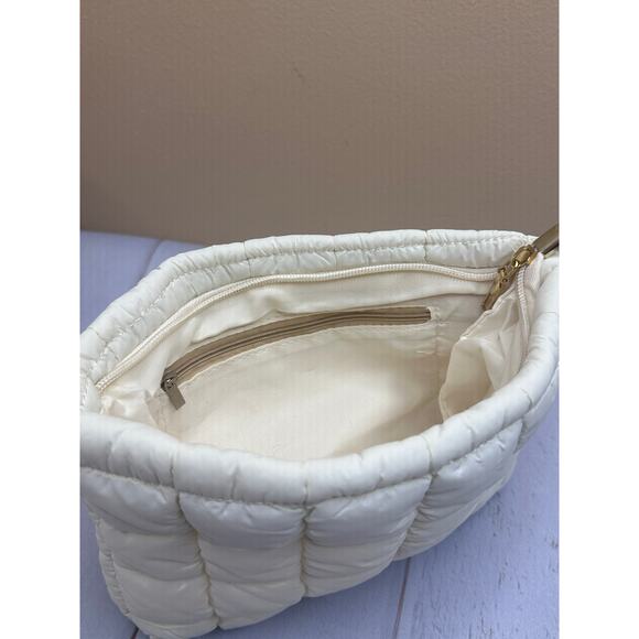 Puffy Quilted Checkered White Travel Cosmetic, Toiletry, Makeup Bag New - Picture 7 of 11